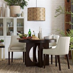 Round Dinning Tables & Decor