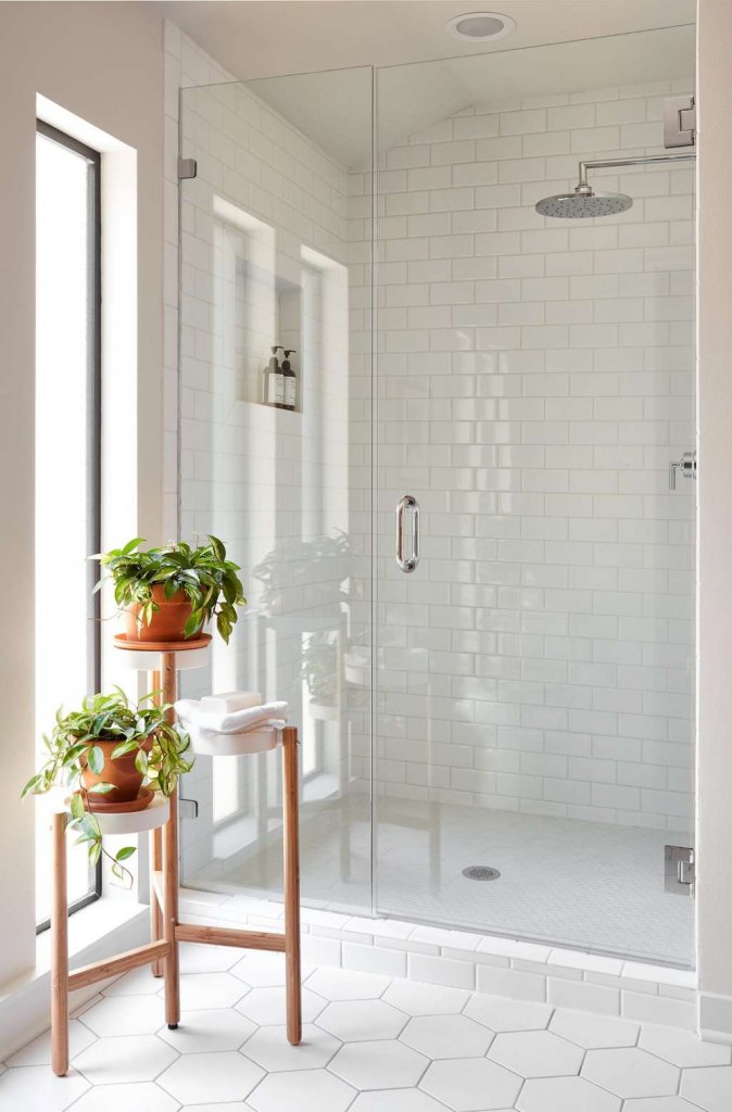 Classic White Subway Tiles can Never Go Wrong