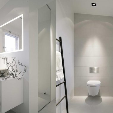 contemporary-white-bathroom