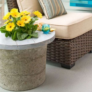 DIY  concrete side table