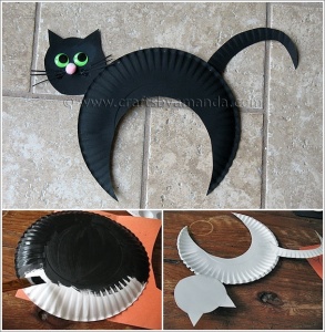 Try This Easy Paper Plate Black Cat for Halloween