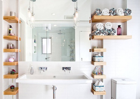 Open-shelving-bathroom-storage