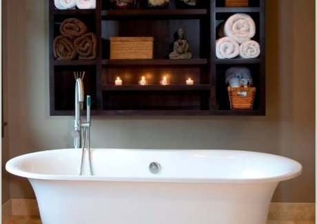 10 Chic and Classy Behind Bathtub Wall Ideas 4