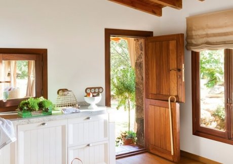 How Beautiful Are These Kitchen Exit Doors fi