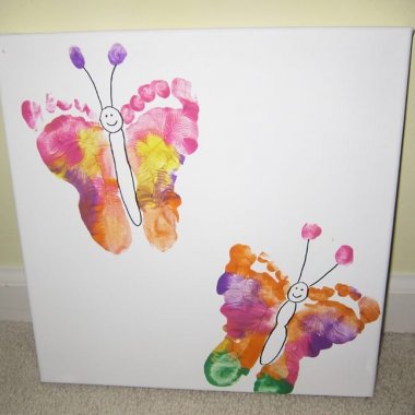 Hand and Footprint Art Ideas fi