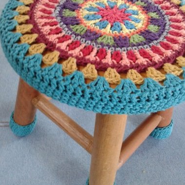 10 Creative Ways to Give a Makeover to Old Stools fi