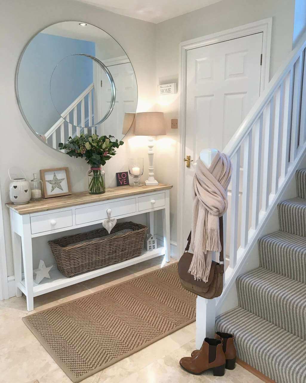 Beautiful Entryway Console Tables