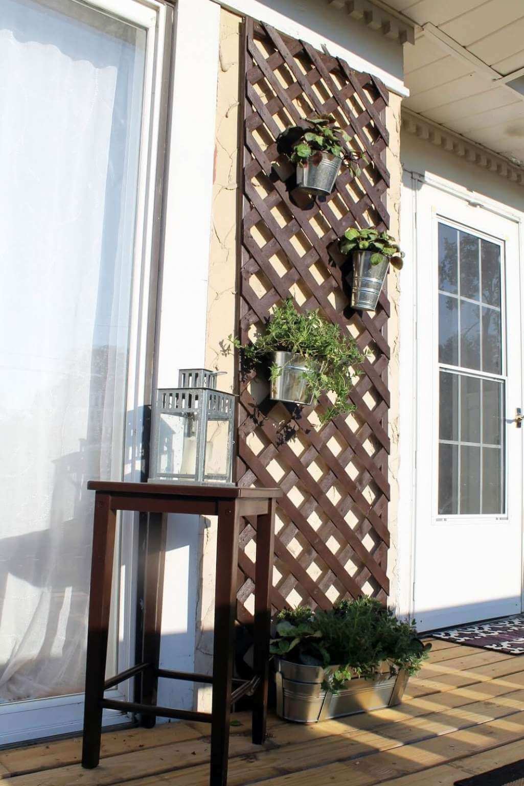 Front Porch Wall Decor Ideas